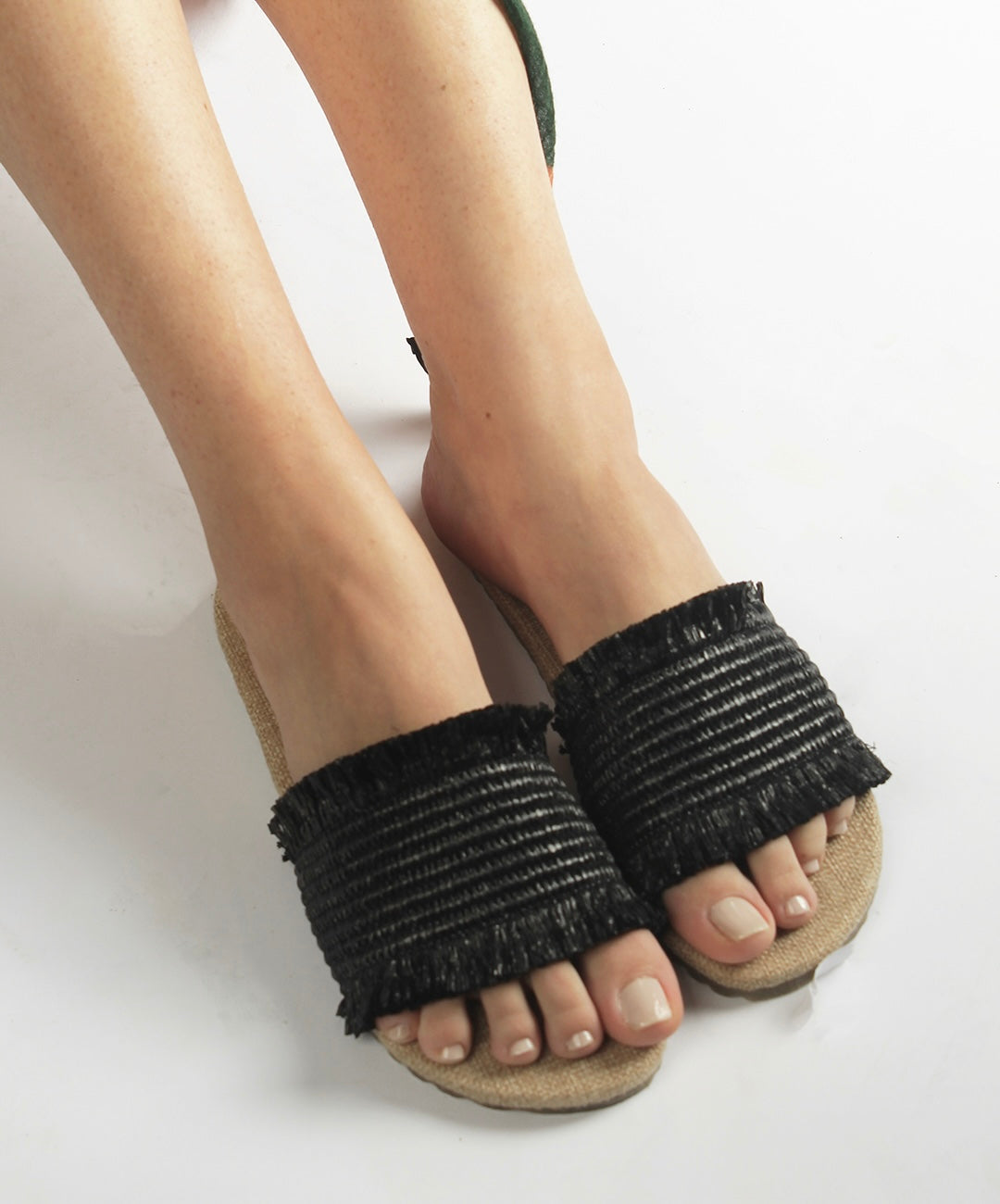 Namos Raffia Black