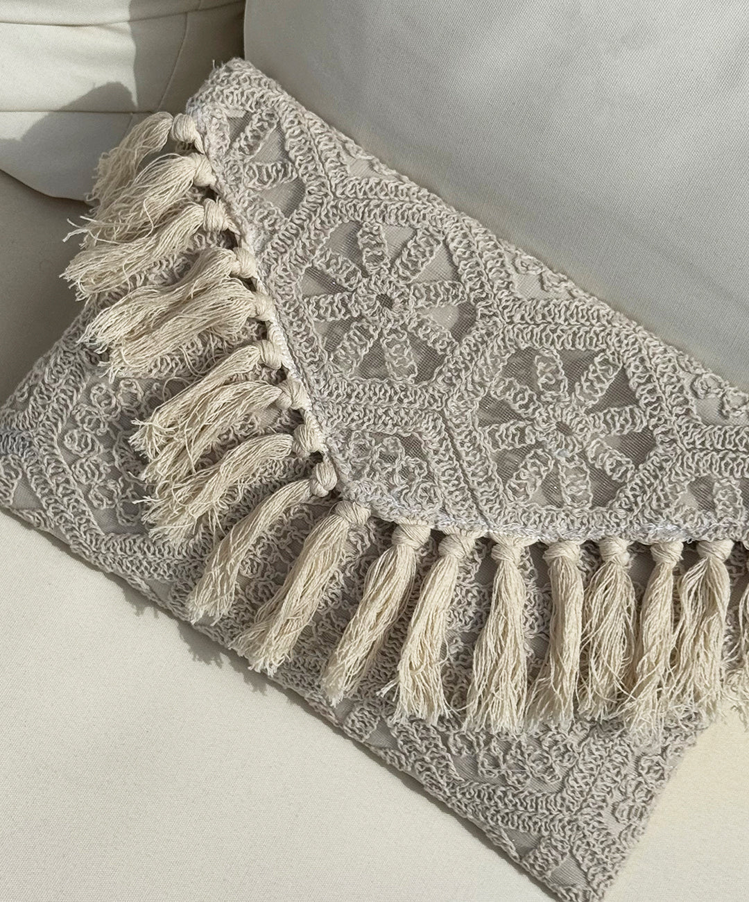 Coastline Clutch White