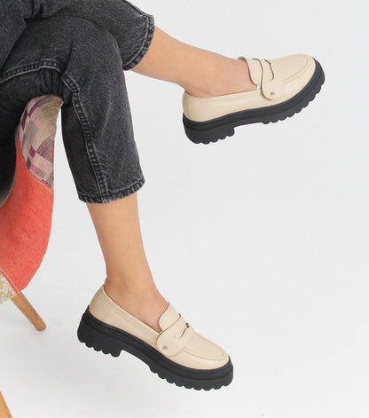 Beige Versatile Loafers